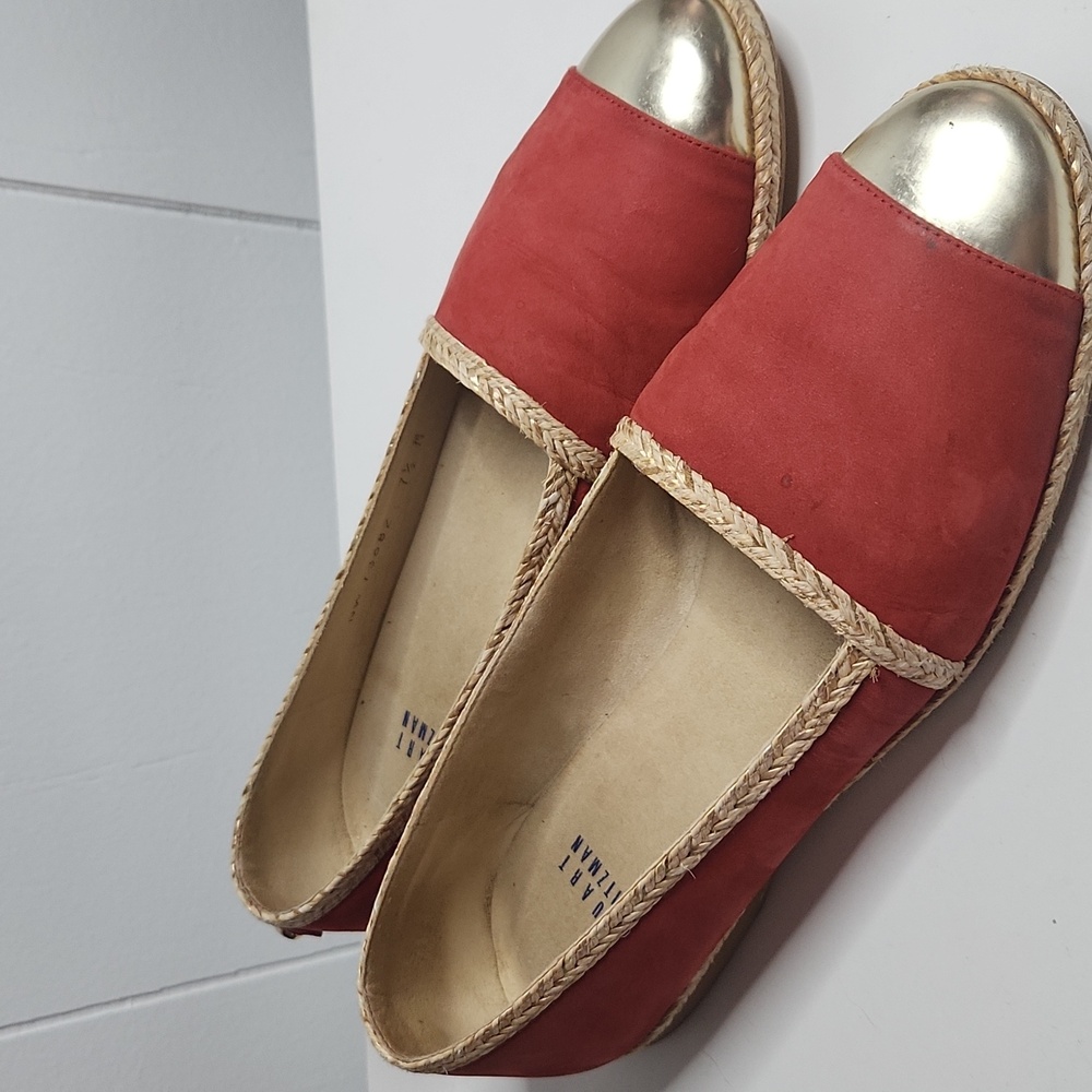 STUART WEITZMAN  Red Loafers with Gold Cap Toe Size 7.5 M